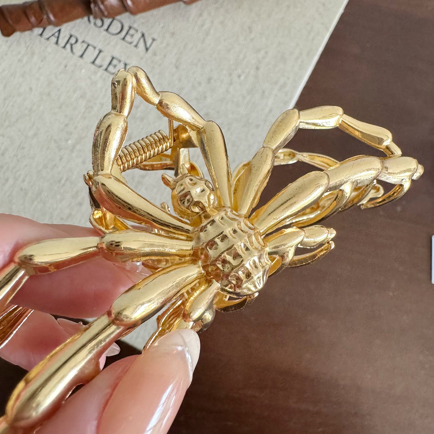 Alloy ribbon butterfly clip can grab large hair shark clip back of the head high-end metal hairpin hair accessories