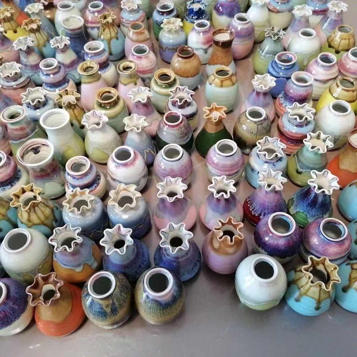 Random Set of 4 Different Styles · Jingdezhen Ceramic Mini Hydroponic Vases · Creative Floral Decor